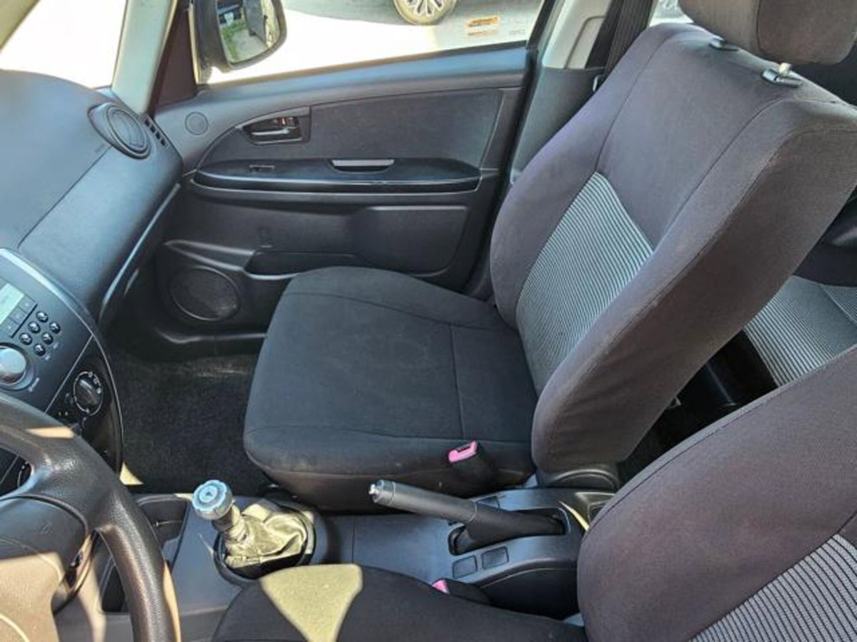 Fiat Sedici 1.9 MJT 4x4 Dynamic (9)