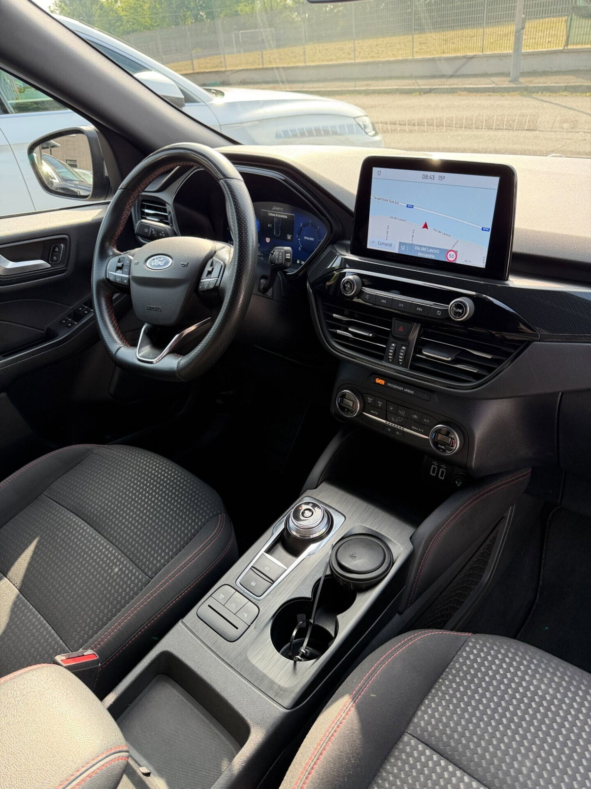 Ford Kuga 1.5 EcoBlue 120 CV aut. 2WD ST-Line X Design (14)