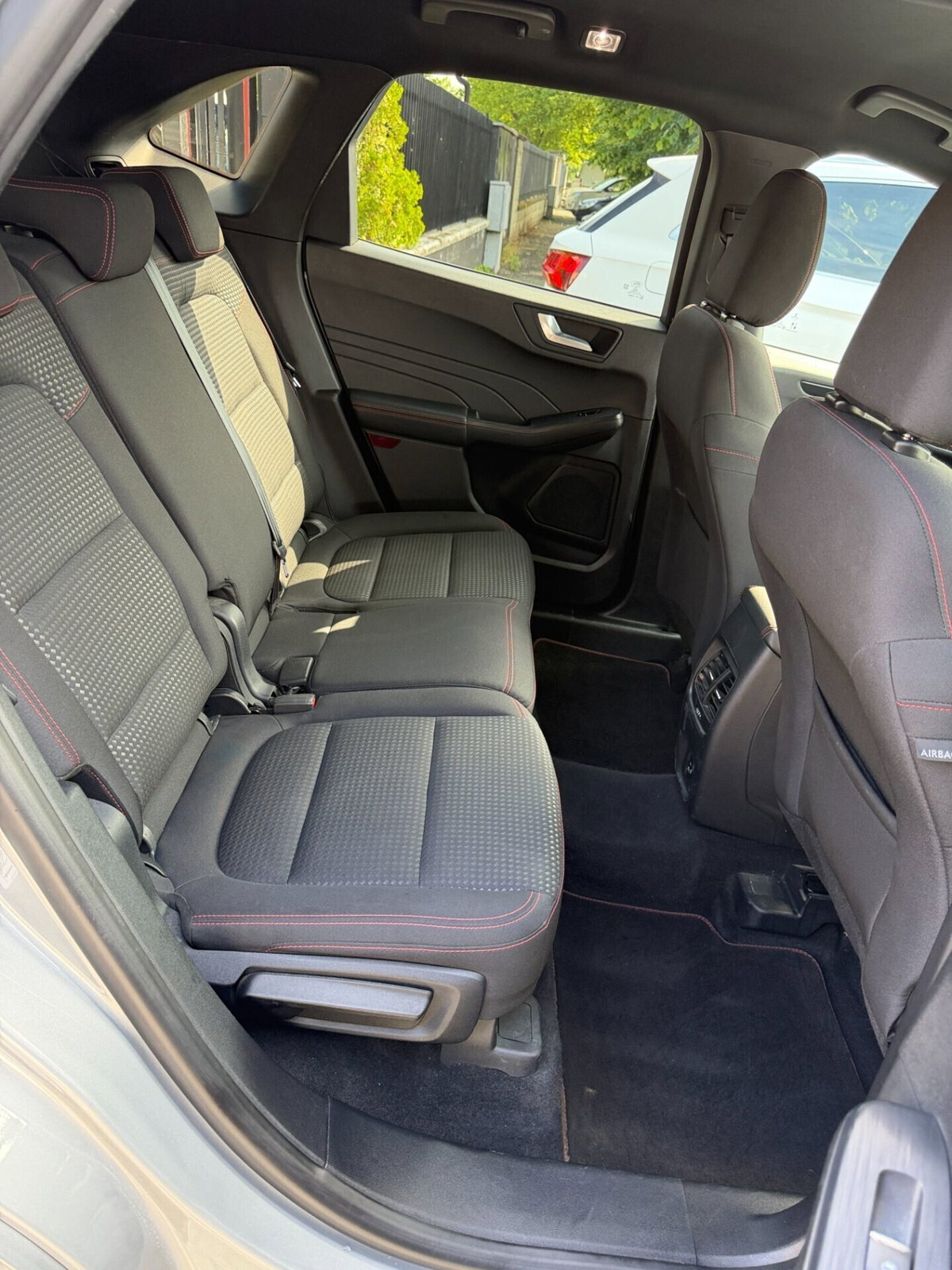 Ford Kuga 1.5 EcoBlue 120 CV aut. 2WD ST-Line X Design (15)