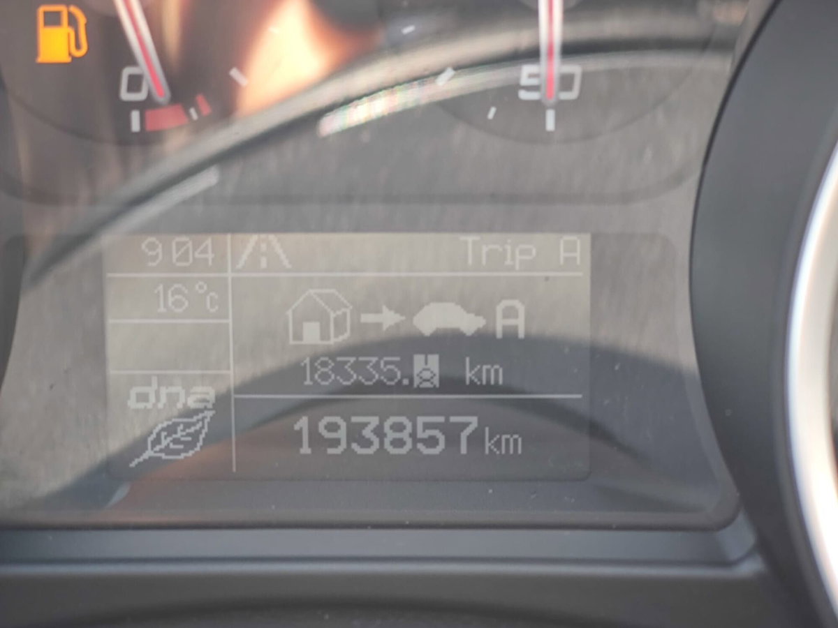 Alfa Romeo Giulietta 1.6 JTDm Ti 120cv (10)