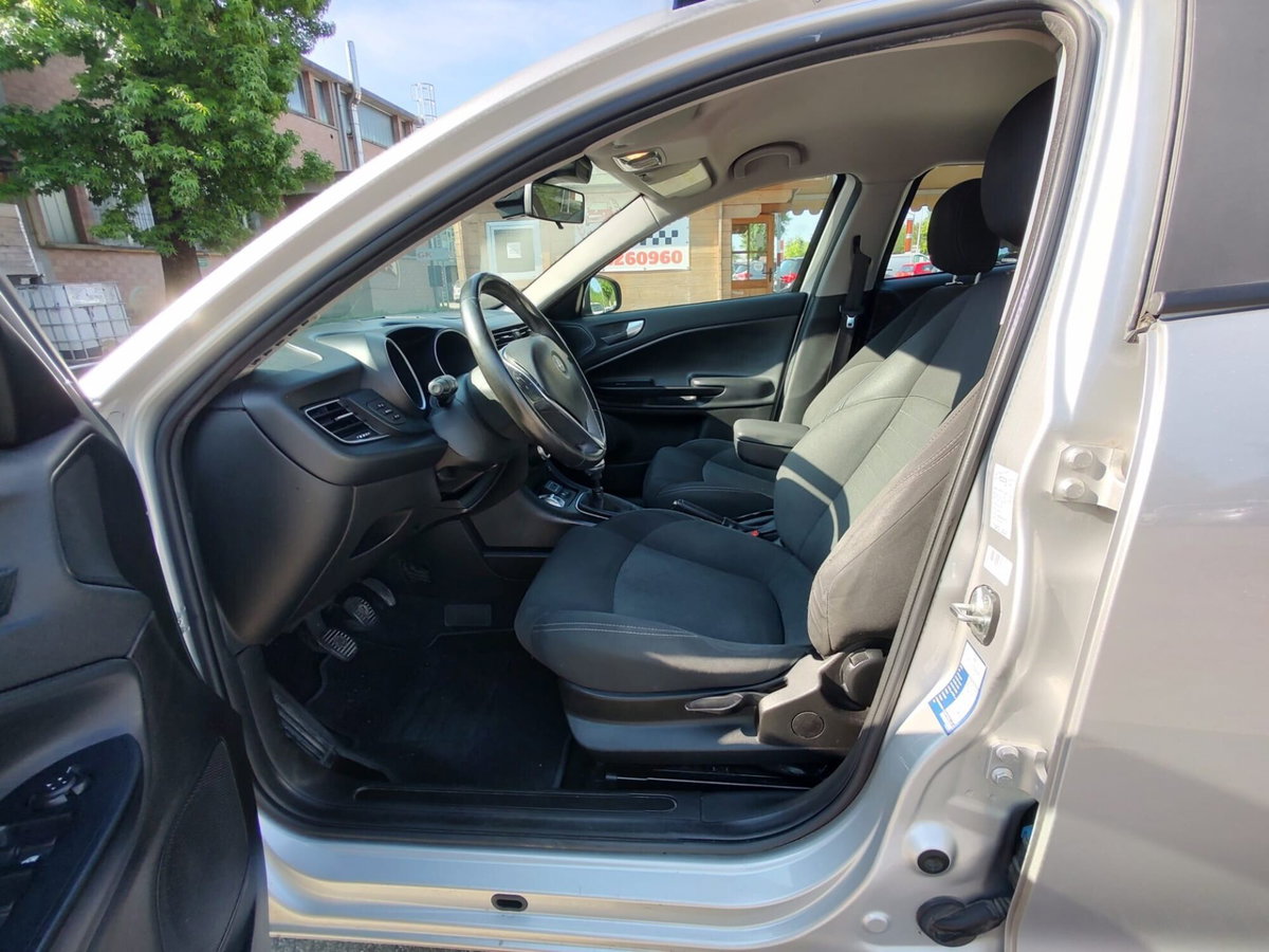 Alfa Romeo Giulietta 1.6 JTDm Ti 120cv (12)