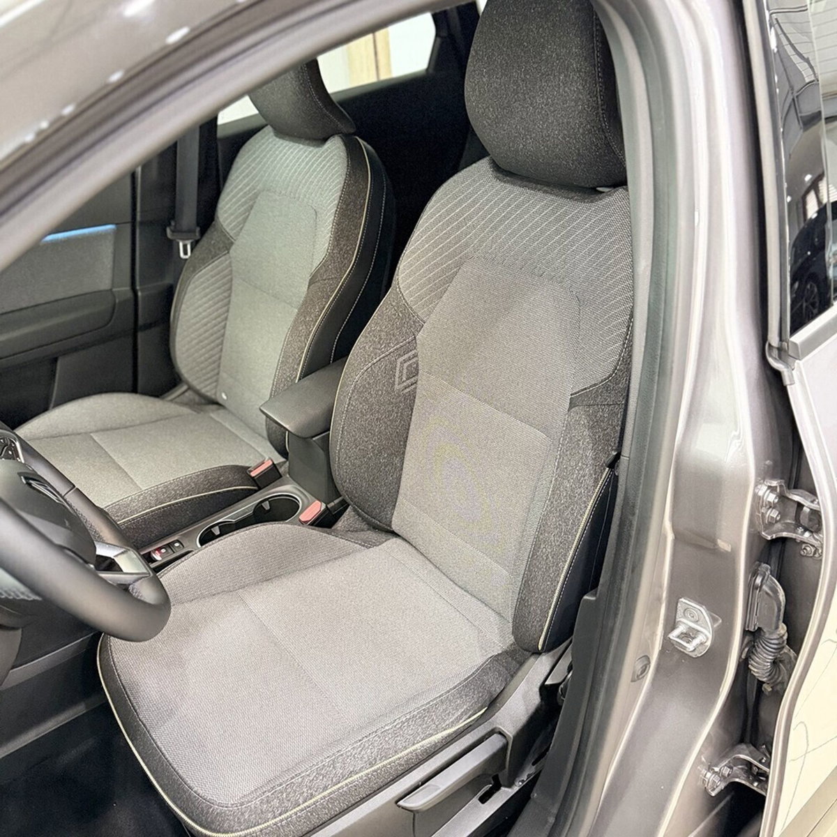 Renault Captur 1.0 eco-g Techno 100cv (7)