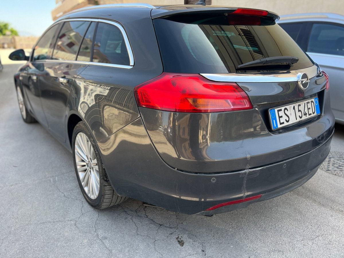 Opel Insignia CDTI 163CV Start&Stop 4 porte Cosmo (2)