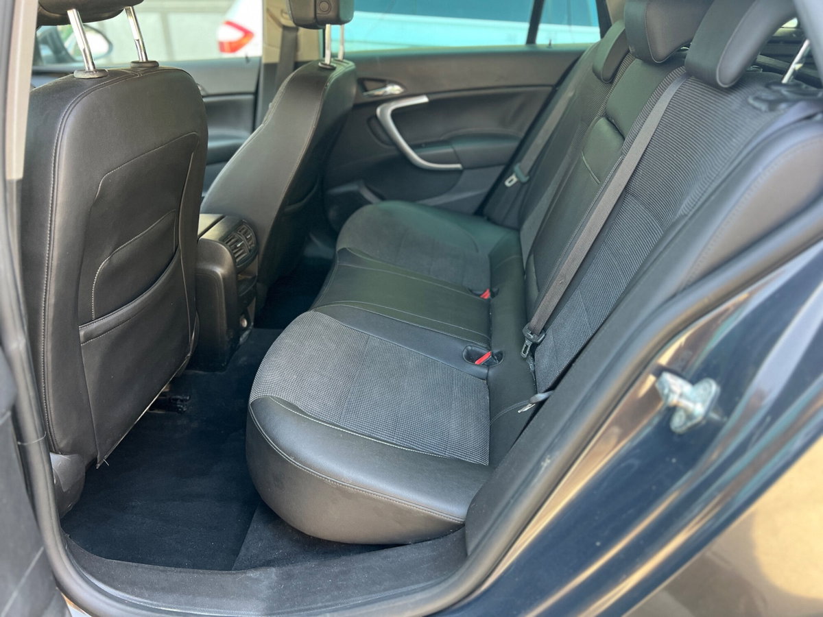 Opel Insignia CDTI 163CV Start&Stop 4 porte Cosmo (7)