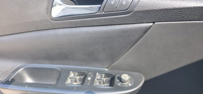 Volkswagen Passat Variant 2.0 16V TDI 4mot. Sportline (15)