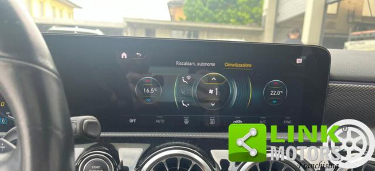 Mercedes-Benz Classe A 200 Automatic 4Matic Sport (17)