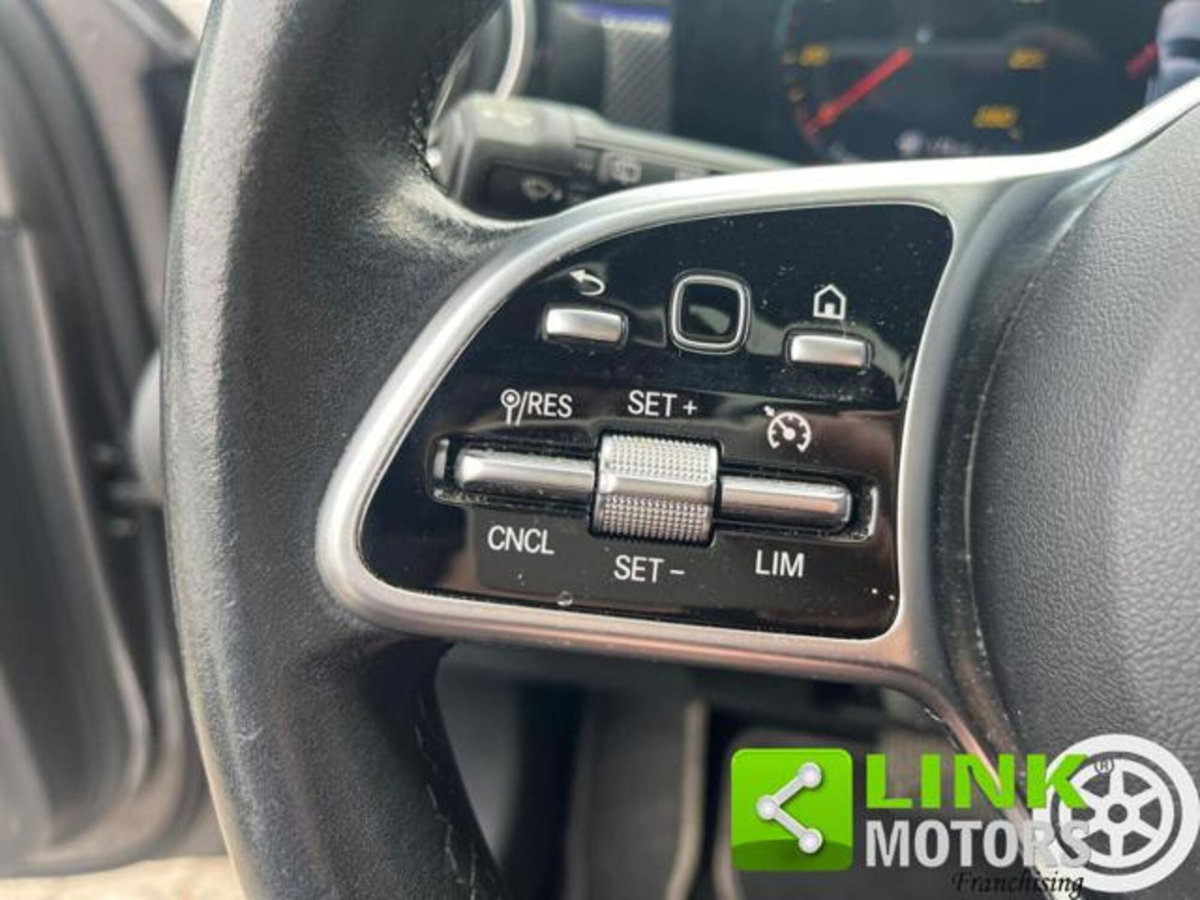 Mercedes-Benz Classe A 200 Automatic 4Matic Sport (20)