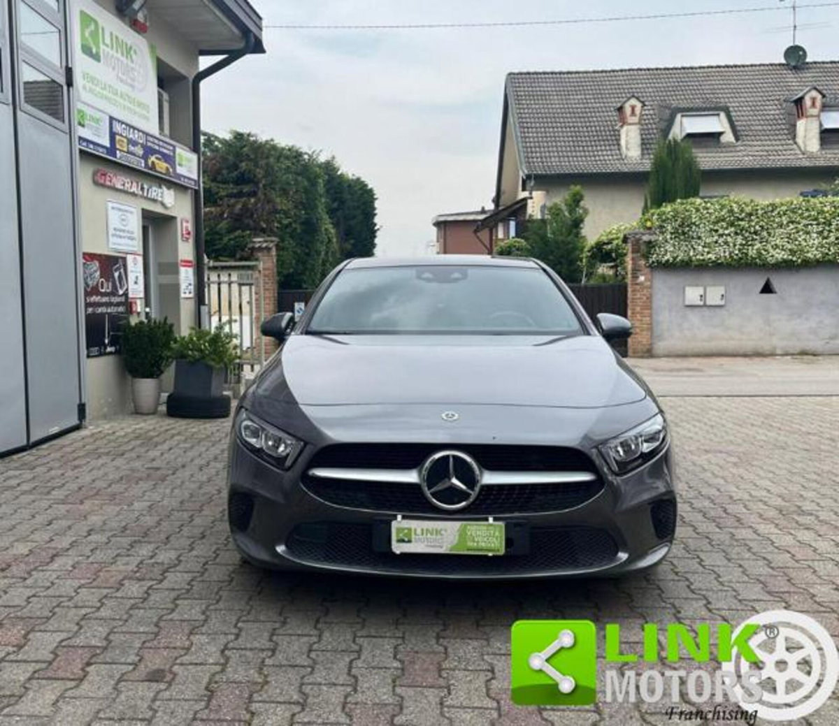 Mercedes-Benz Classe A 200 Automatic 4Matic Sport (2)