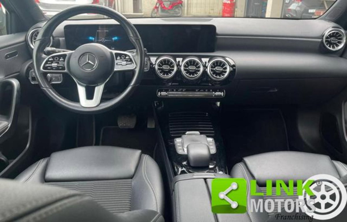 Mercedes-Benz Classe A 200 Automatic 4Matic Sport (9)
