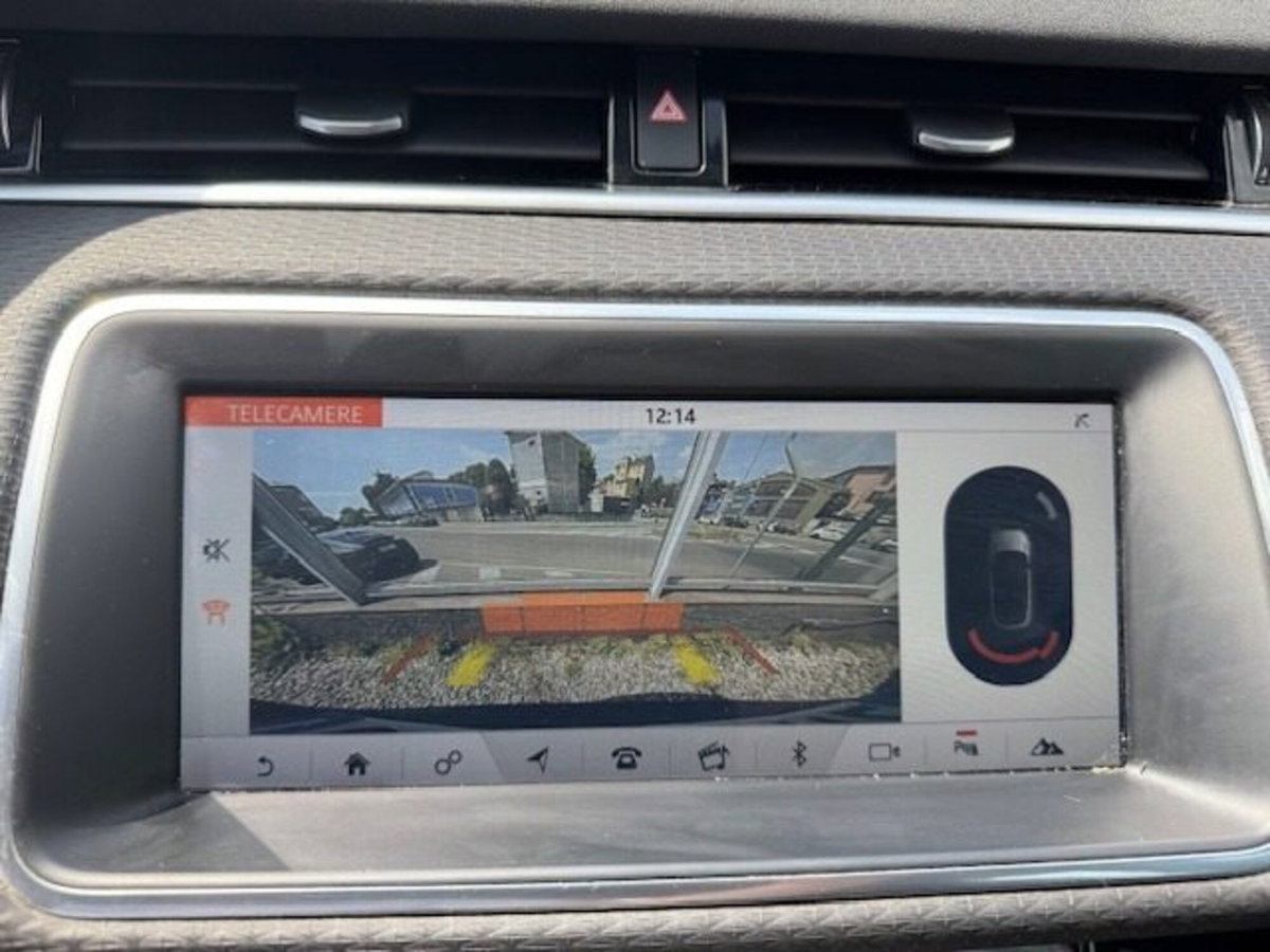 Land Rover Range Rover Evoque 2.0D I4 150CV AWD Business Edition (7)
