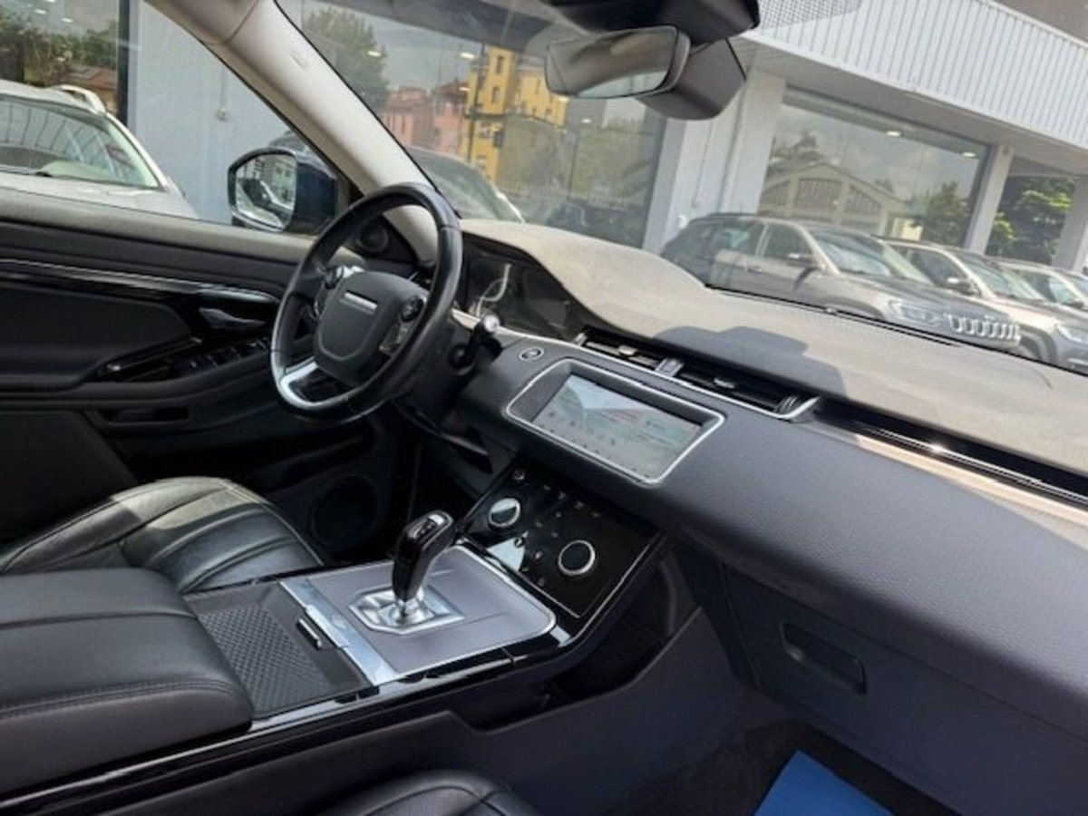 Land Rover Range Rover Evoque 2.0D I4 150CV AWD Business Edition (9)