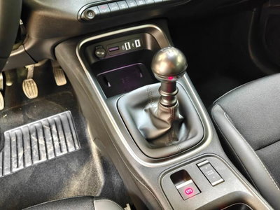 Jeep Avenger 1.2 turbo Summit fwd 100cv (15)