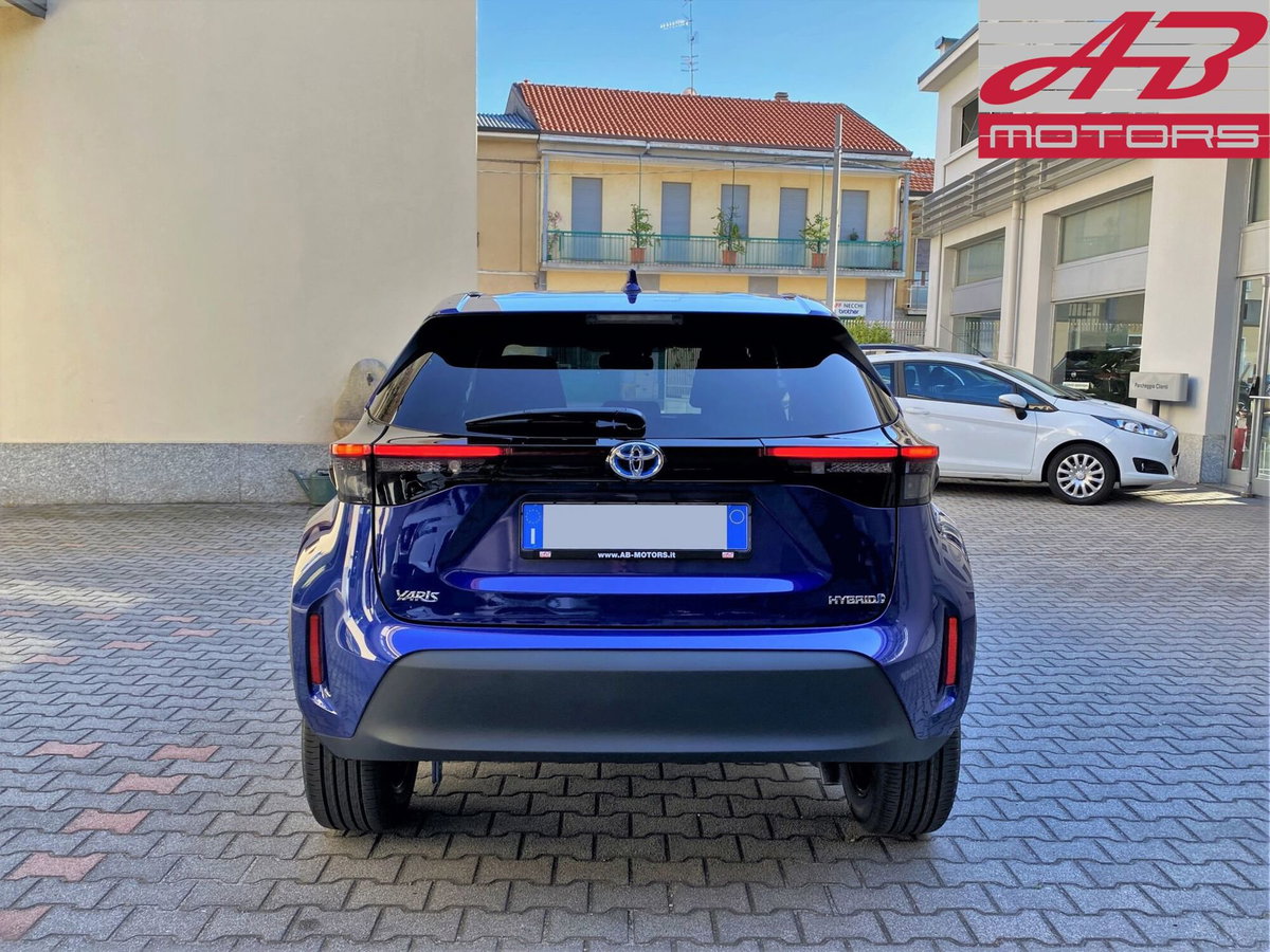Toyota Yaris Cross Active fwd 115cv e-cvt (5)