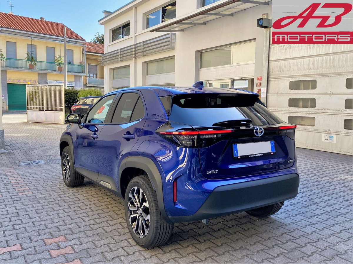 Toyota Yaris Cross Active fwd 115cv e-cvt (6)