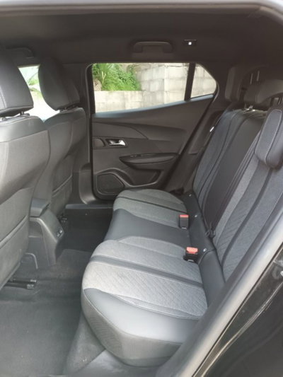 Peugeot 2008 PureTech 100 S&S Allure (6)