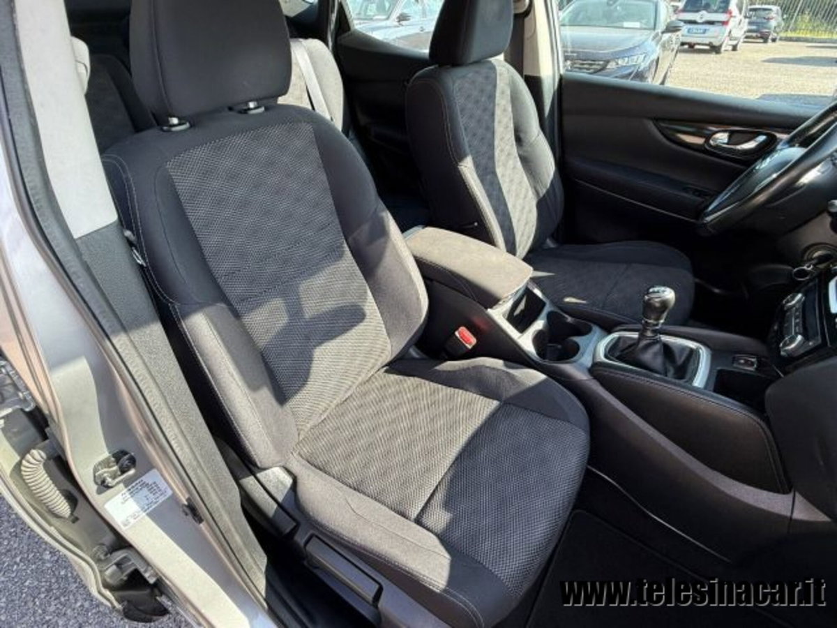 Nissan Qashqai 1.5 dCi 360 (19)