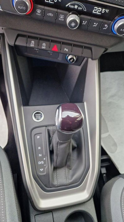 Audi A1 Sportback 30 TFSI S tronic Identity Black (10)