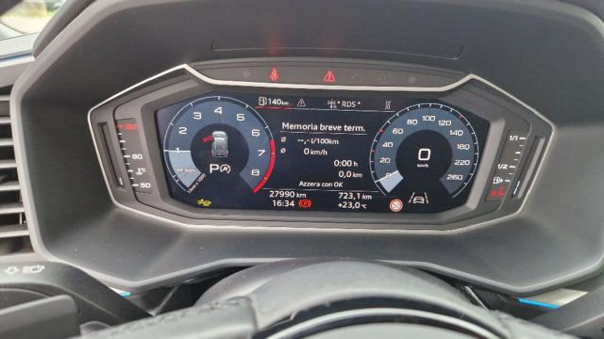 Audi A1 Sportback 30 TFSI S tronic Identity Black (14)
