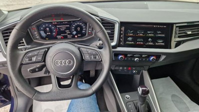 Audi A1 Sportback 30 TFSI S tronic Identity Black (18)