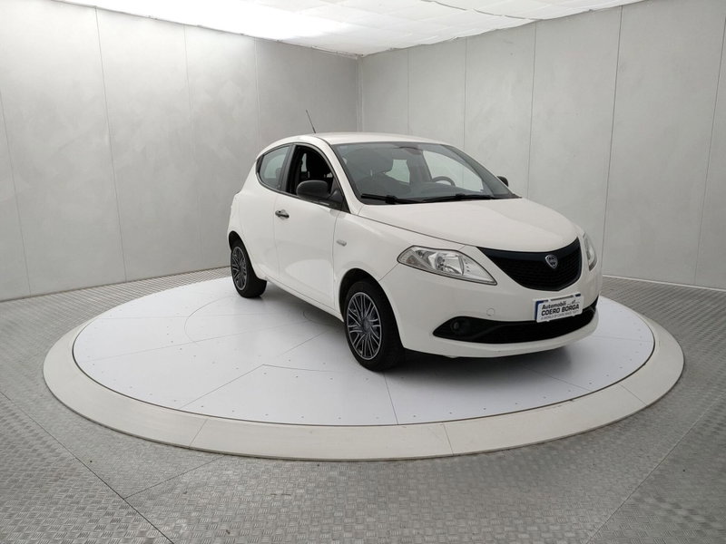 Lancia Ypsilon 1.2 69 CV 5 porte GPL Ecochic Elefantino Blu