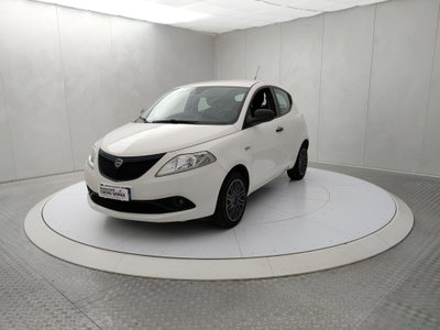 Lancia Ypsilon 1.2 69 CV 5 porte GPL Ecochic Elefantino Blu (3)