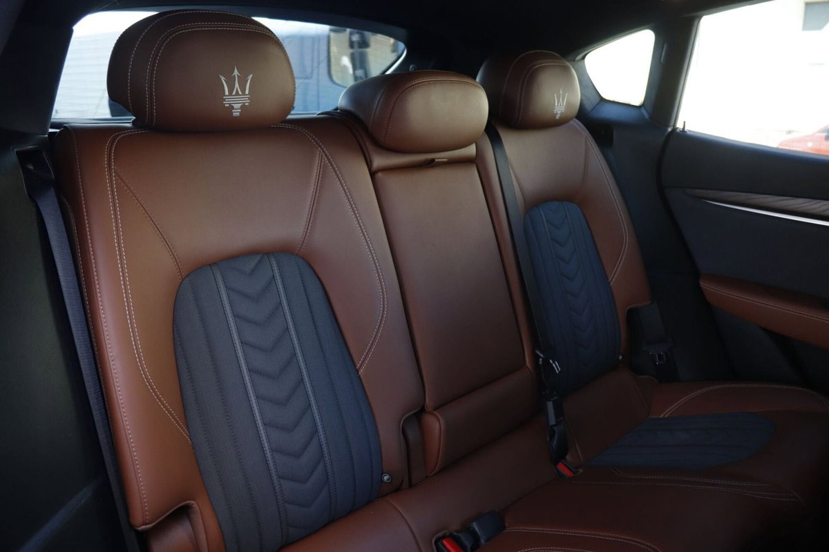 Maserati Levante Levante V6 Diesel 275 CV AWD Granlusso (14)