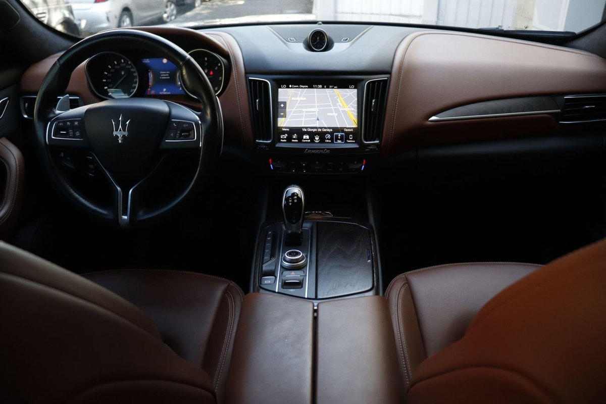 Maserati Levante Levante V6 Diesel 275 CV AWD Granlusso (2)