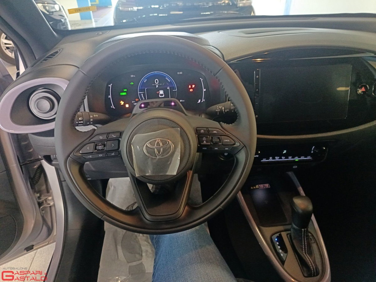 Toyota Aygo X 1.5 hybrid Icon e-cvt (7)