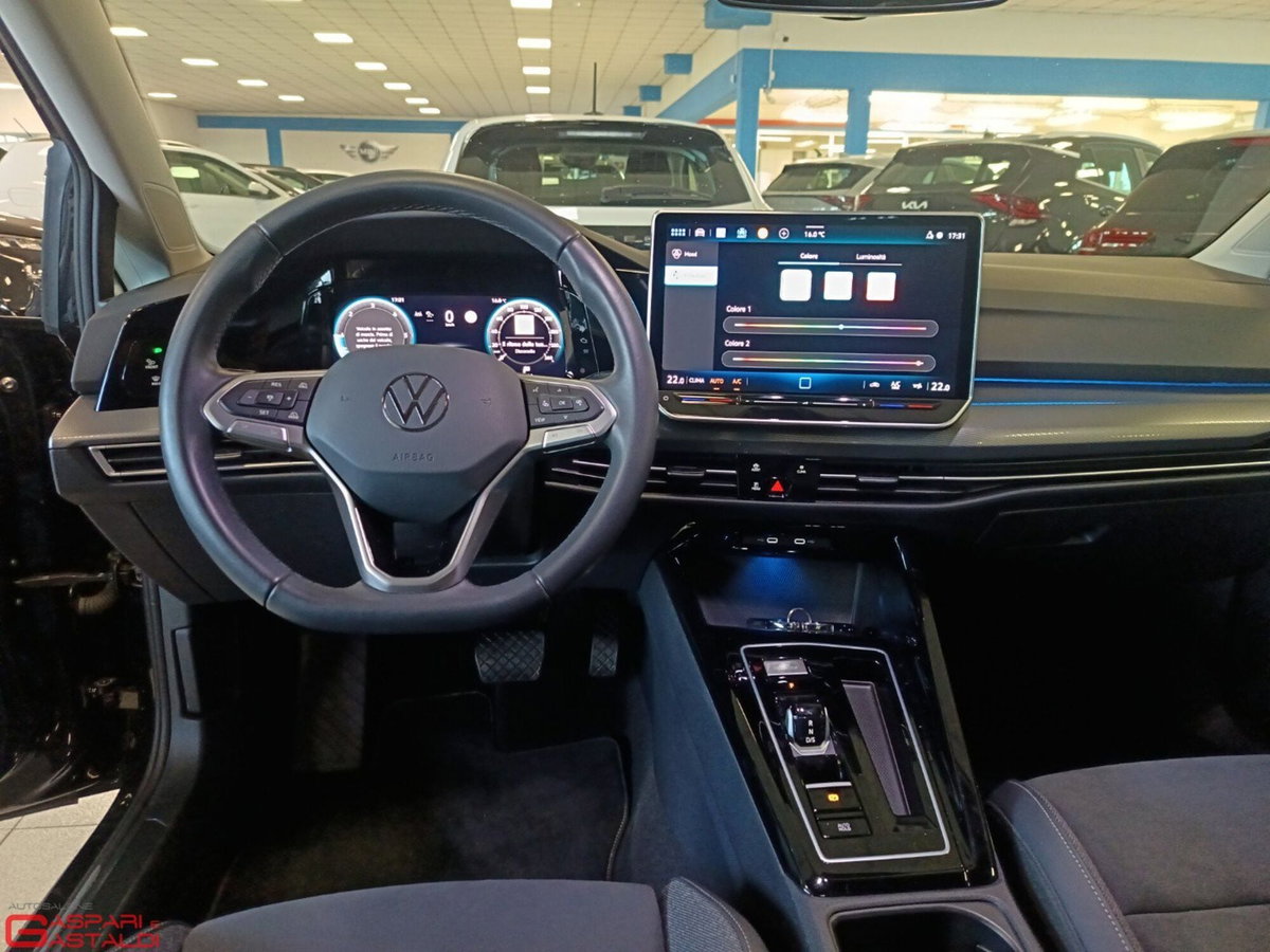 Volkswagen Golf 2.0 TDI 150 CV DSG SCR Style (9)
