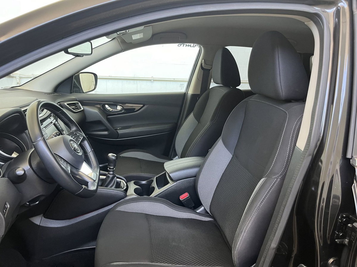 Nissan Qashqai 1.5 dCi 115 CV DCT Visia (7)