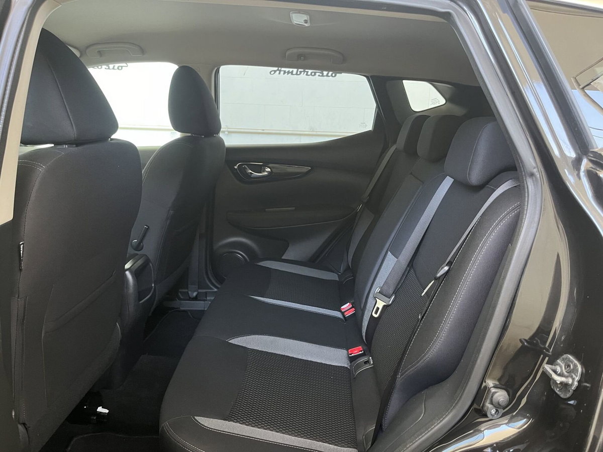 Nissan Qashqai 1.5 dCi 115 CV DCT Visia (8)