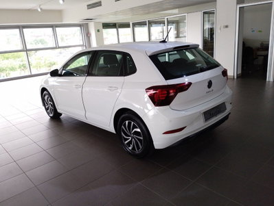 Volkswagen Polo 1.0 EVO (4)
