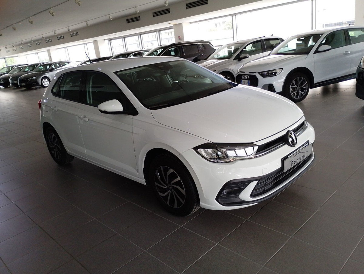 Volkswagen Polo 1.0 EVO (8)