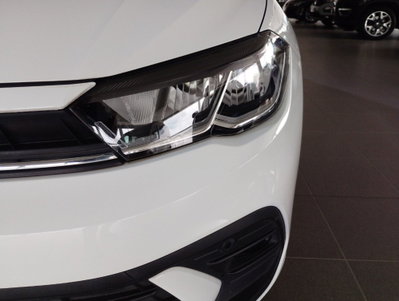 Volkswagen Polo 1.0 EVO (9)