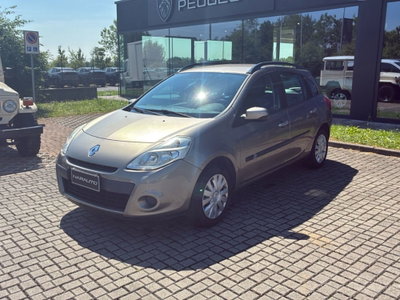 Renault Clio SporTour 1.2 16V SporTour Confort (4)