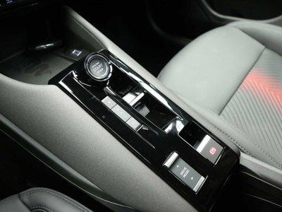 Alfa Romeo Junior 1.2 ibrida Sport Speciale 145cv edct6 (14)