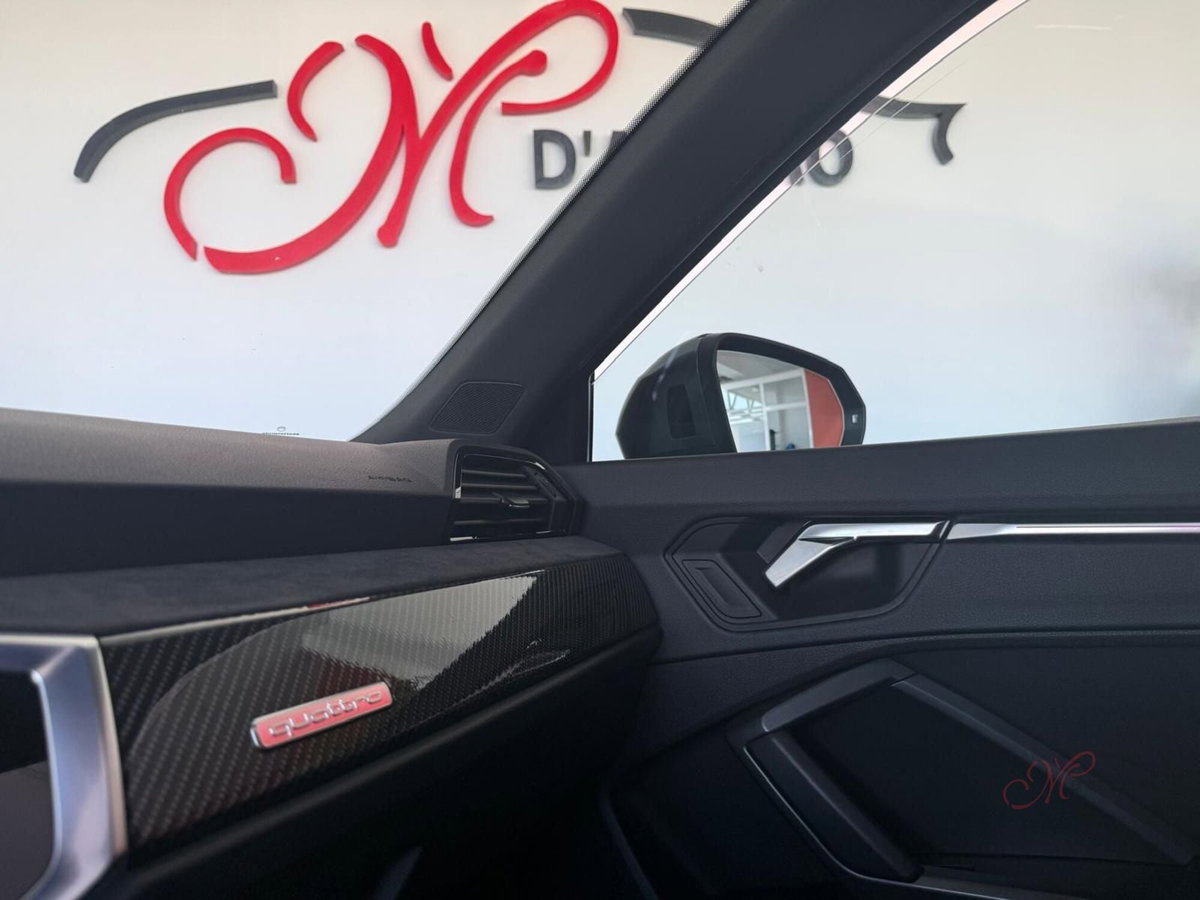 Audi RS Q3 Sportback 2.5 quattro s-tronic (16)