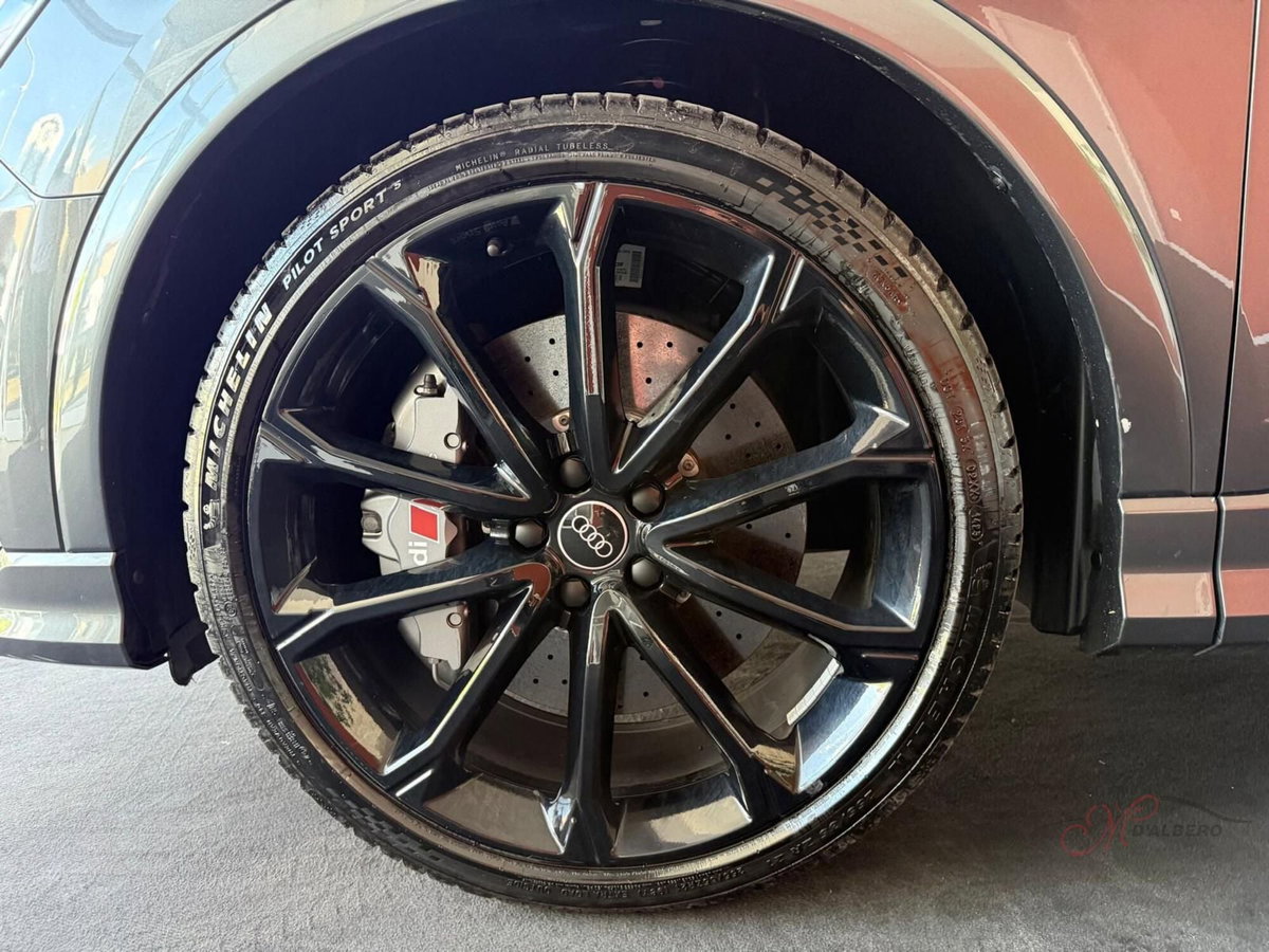 Audi RS Q3 Sportback 2.5 quattro s-tronic (18)