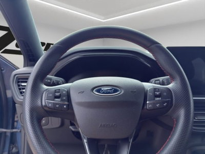 Ford Focus 1.0 EcoBoost Hybrid 125 CV Power. 5p. ST-Line Design (9)