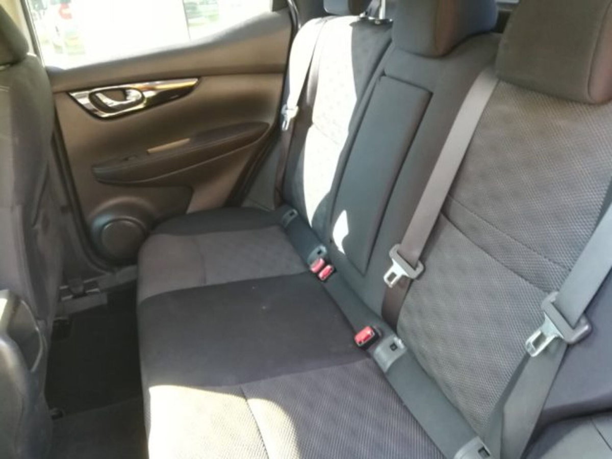 Nissan Qashqai 1.2 DIG-T Acenta (15)