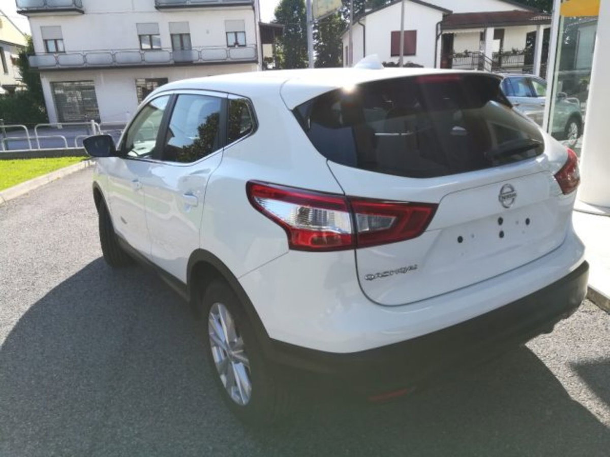 Nissan Qashqai 1.2 DIG-T Acenta (7)