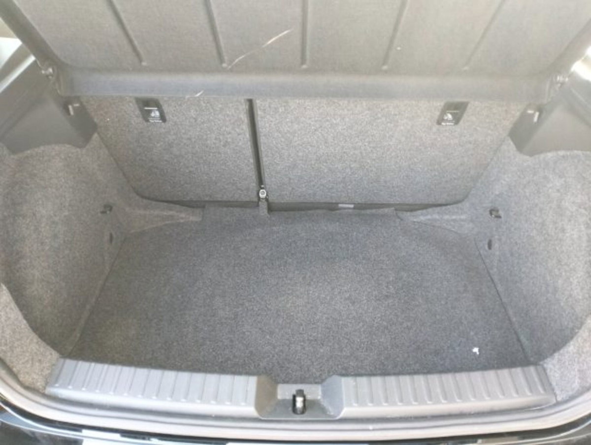 SEAT Ibiza 1.0 mpi Style 80cv (6)