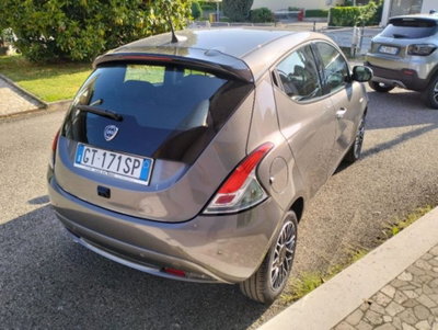 Lancia Ypsilon 1.0 FireFly 5 porte S&S Hybrid Ecochic A. Ferretti (3)