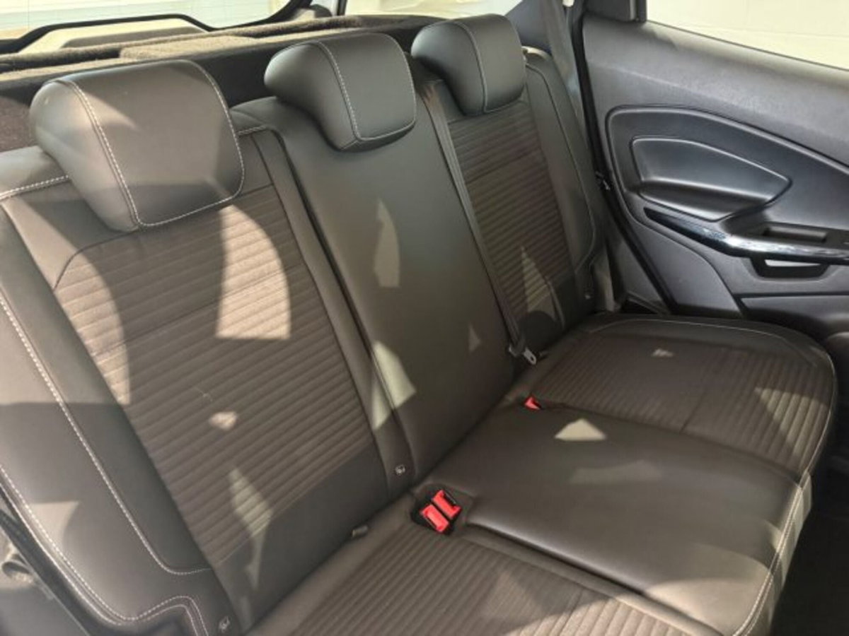 Ford EcoSport 1.0 EcoBoost 125 CV Titanium (13)
