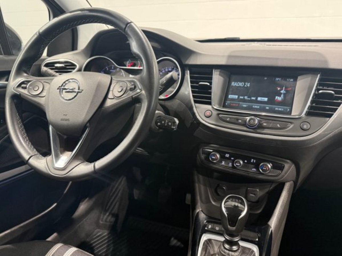 Opel Crossland 1.5 ecotec Elegance 110cv (11)