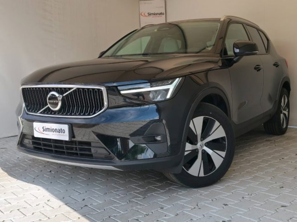 Volvo XC40 B4 AWD automatico Core