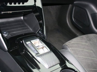 Peugeot 208 51 kWh GT (11)