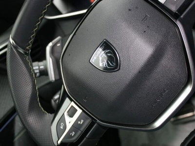 Peugeot 208 51 kWh GT (8)