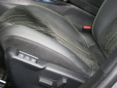 Peugeot 208 51 kWh GT (10)