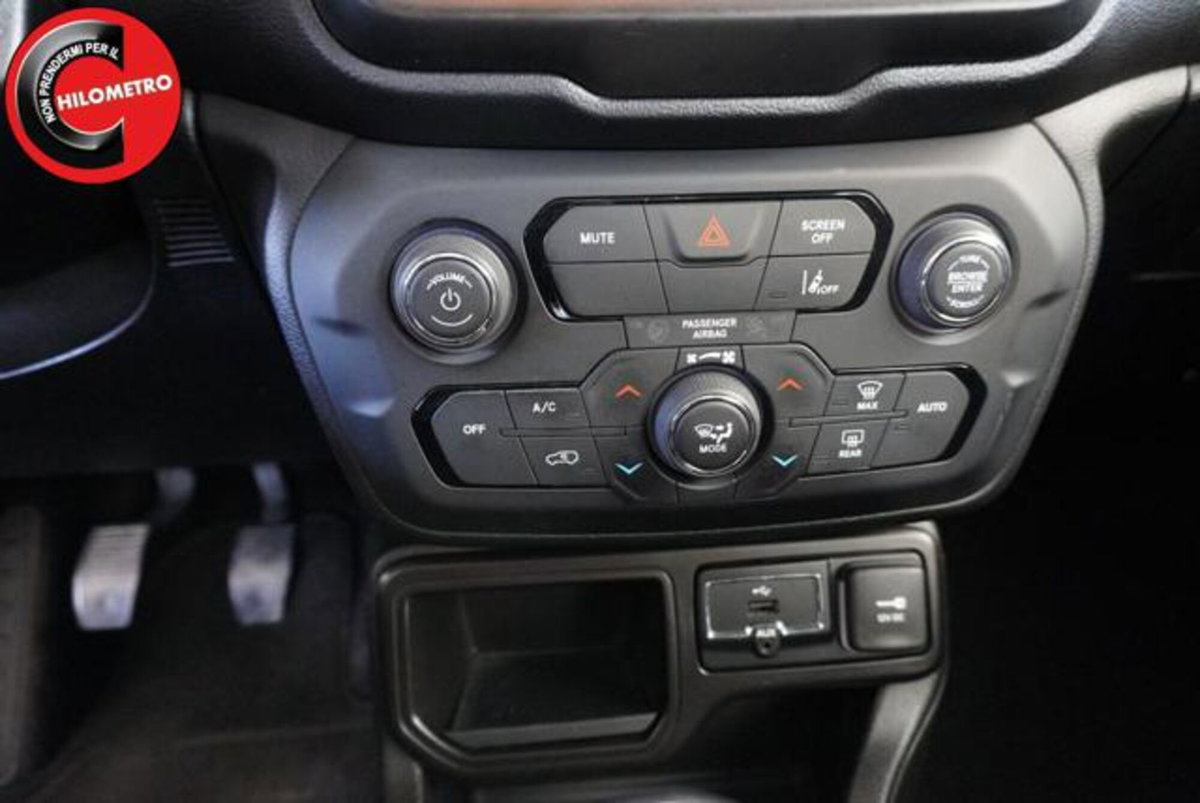 Jeep Renegade 1.6 Mjt 130 CV Limited (12)